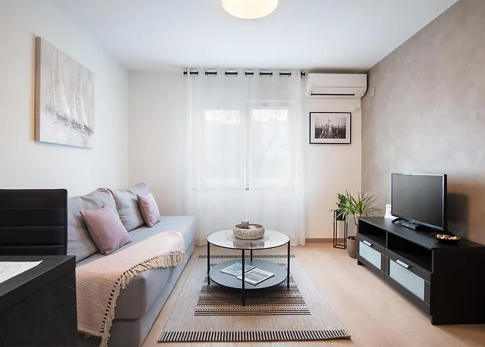 Travel City Suite